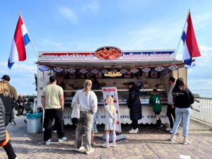 Ẩm Thực Amsterdam: Những Món Ngon Bạn Không Nên Bỏ Lỡ – Phần 1